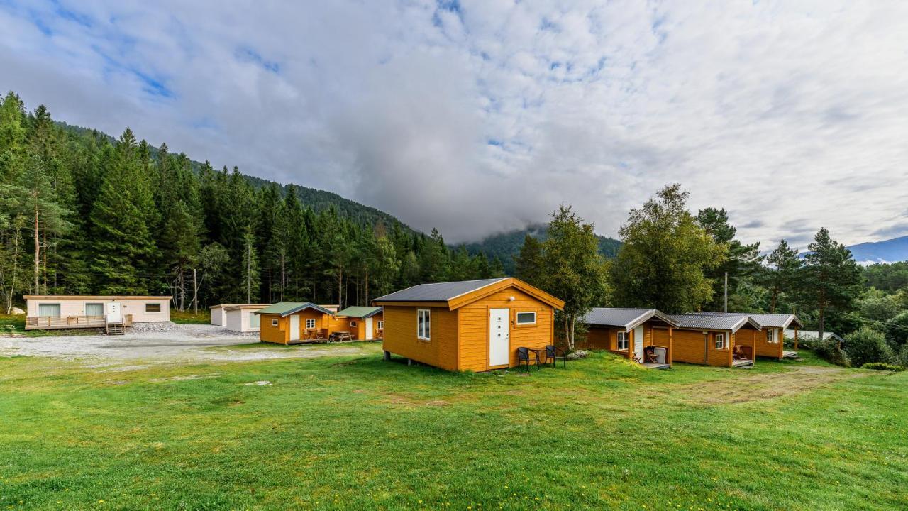 Korsbakken Camping Isfjorden Exterior foto