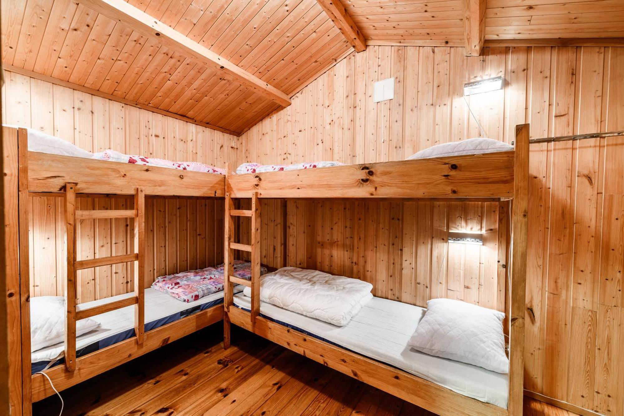 Korsbakken Camping Isfjorden Exterior foto