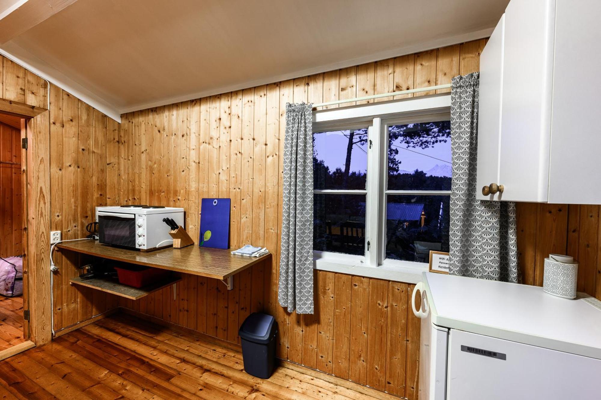 Korsbakken Camping Isfjorden Habitación foto